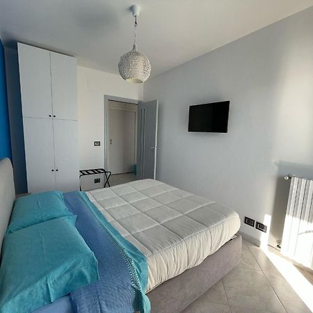 Wanderlust House Hotel Bari Luaran gambar