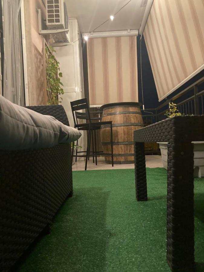 Wanderlust House Hotel Bari Luaran gambar