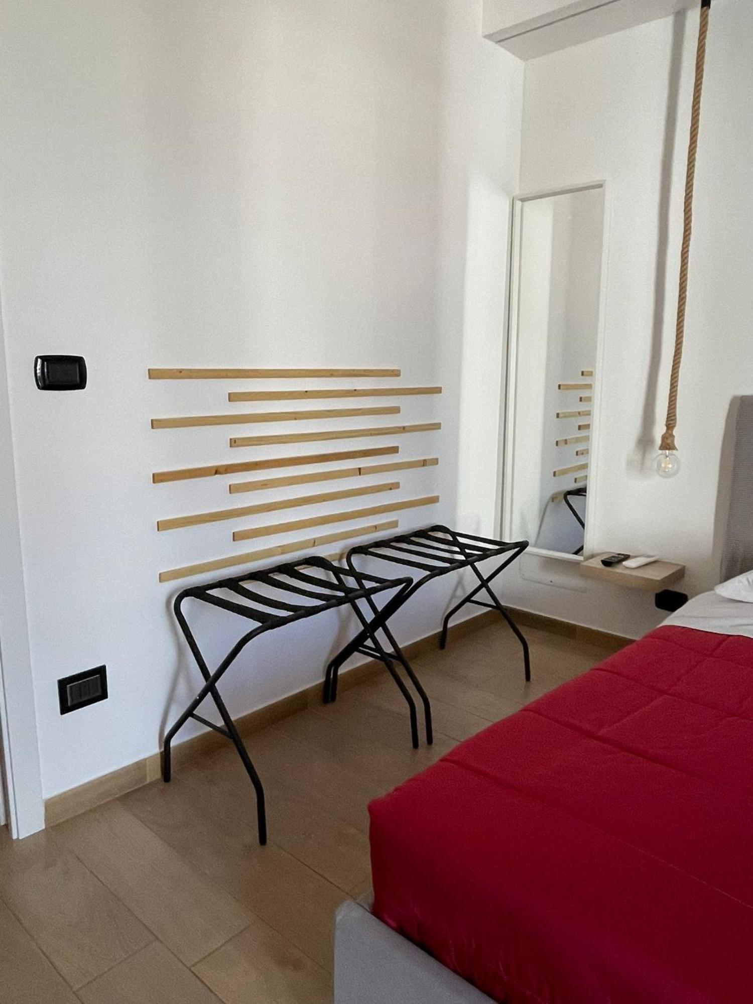 Wanderlust House Hotel Bari Luaran gambar