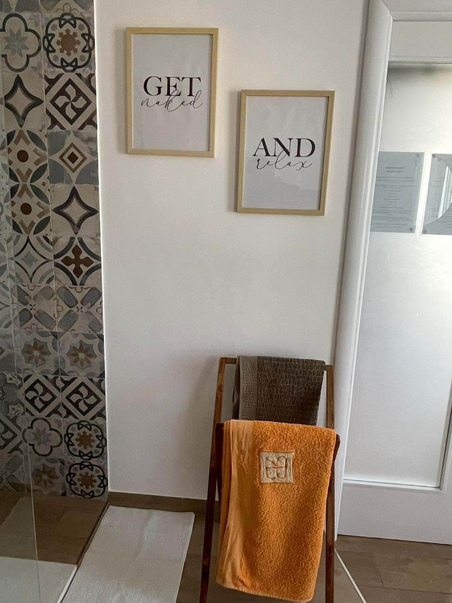 Wanderlust House Hotel Bari Luaran gambar
